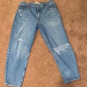 Abercrombie Curve Love 80s Mom High Rise Jeans